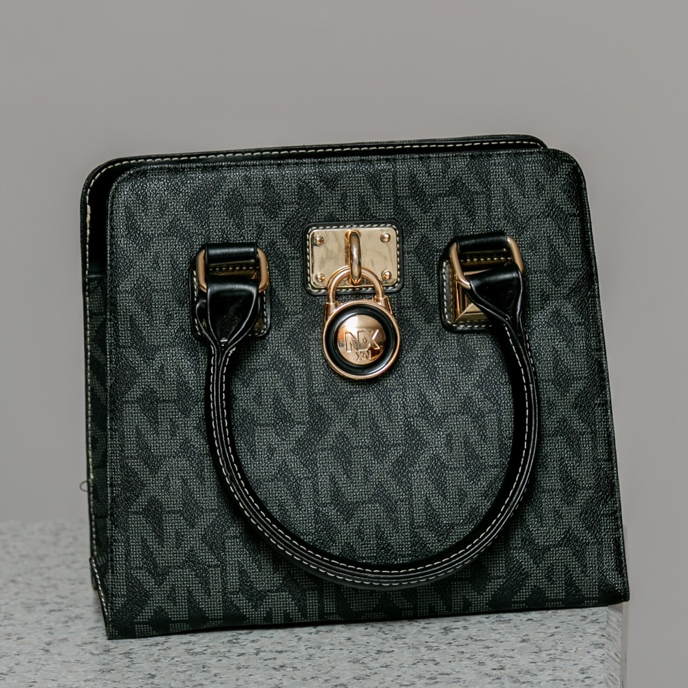 NX Fashion Black Handbag With Decorative Lock